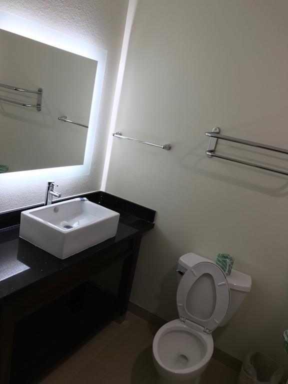 Americas Best Value Inn & Suites Spring / N. Houston Exteriér fotografie